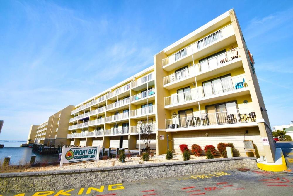 Wight Bay 233 condo
